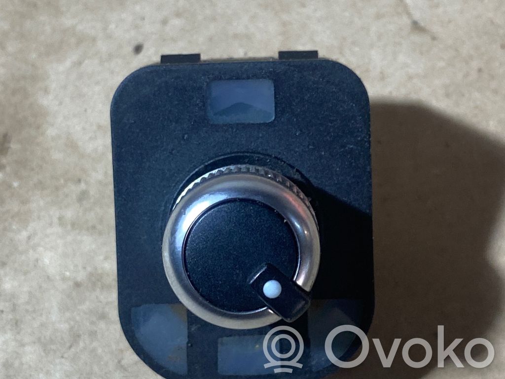 Audi Q7 4L Wing mirror switch 