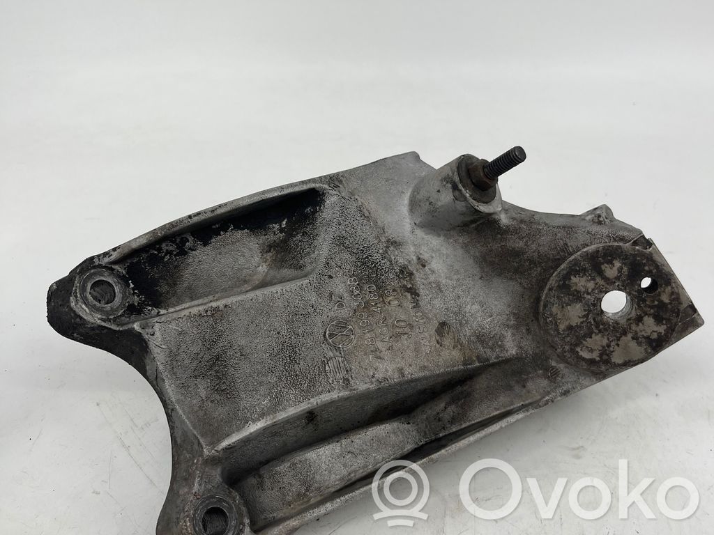 Engine mounting bracket   7L8199308B,1008,AGR4180