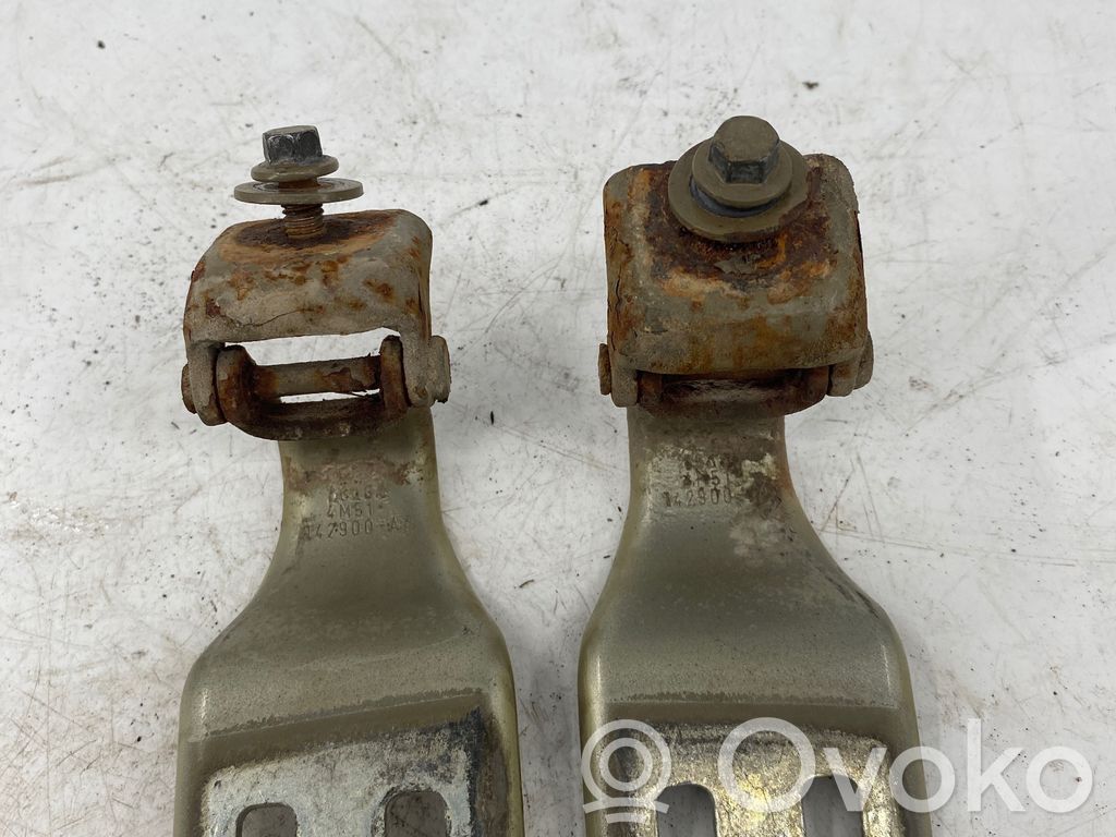 Ford Galaxy Tailgate/trunk/boot hinge 
