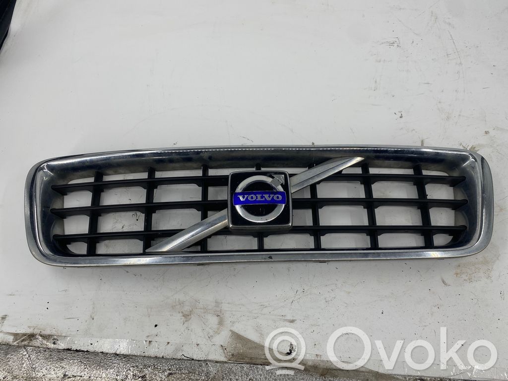 Volvo S60 Etusäleikkö 