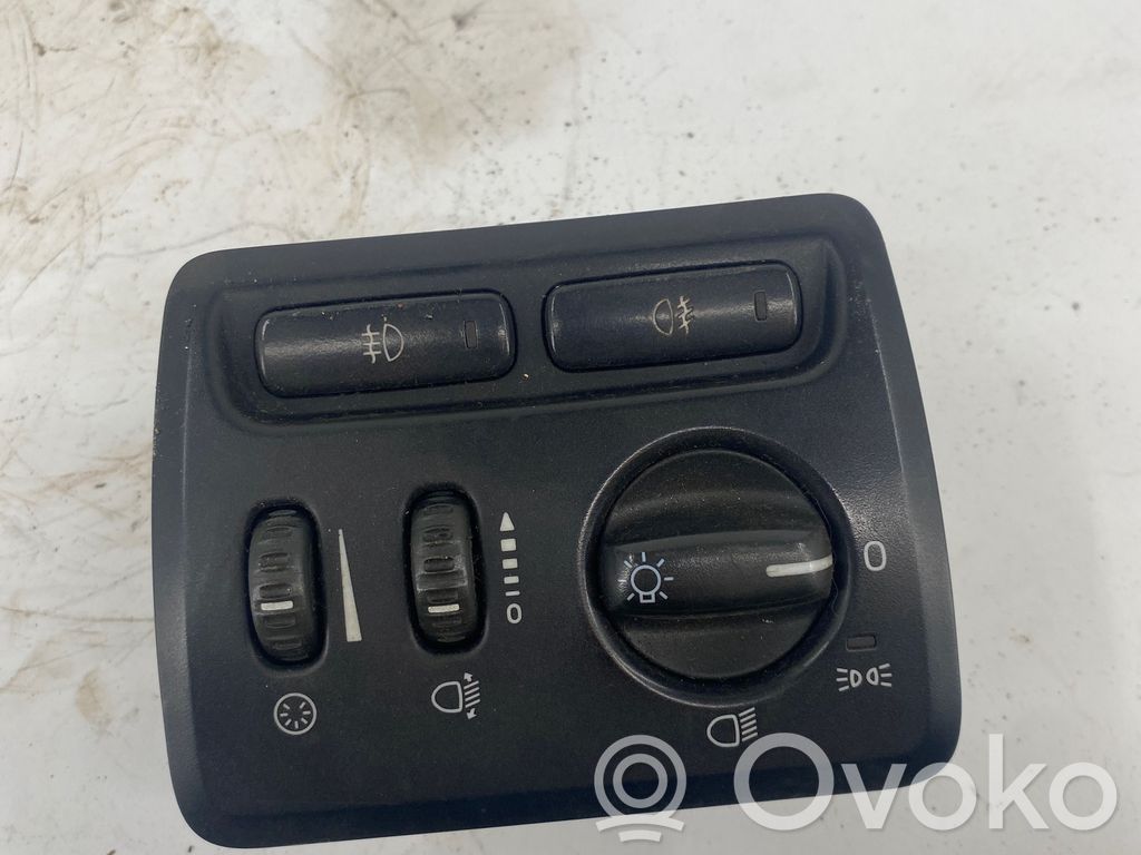 Lichtschalter   ML375100015,8691751,0691751
