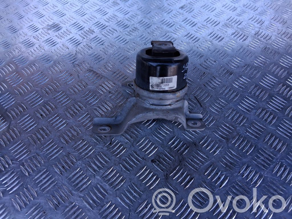Engine mount bracket   31375722,F7008001