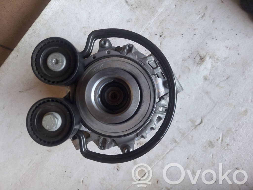 Alternador   06L903018G,2721457E