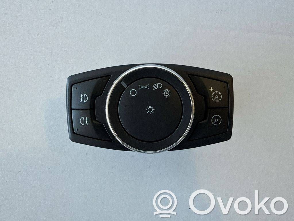 Ford Focus Light switch 