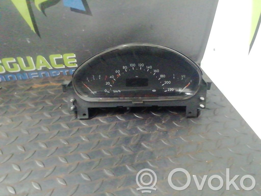 Mercedes-Benz A W168 Спидометр (приборный щиток) 