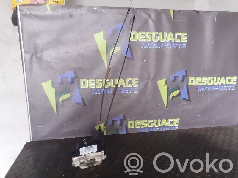 Front door lock   5715A427