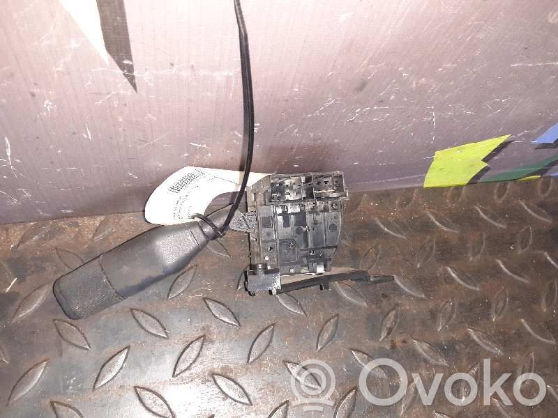 Renault Kangoo I Wiper control stalk 
