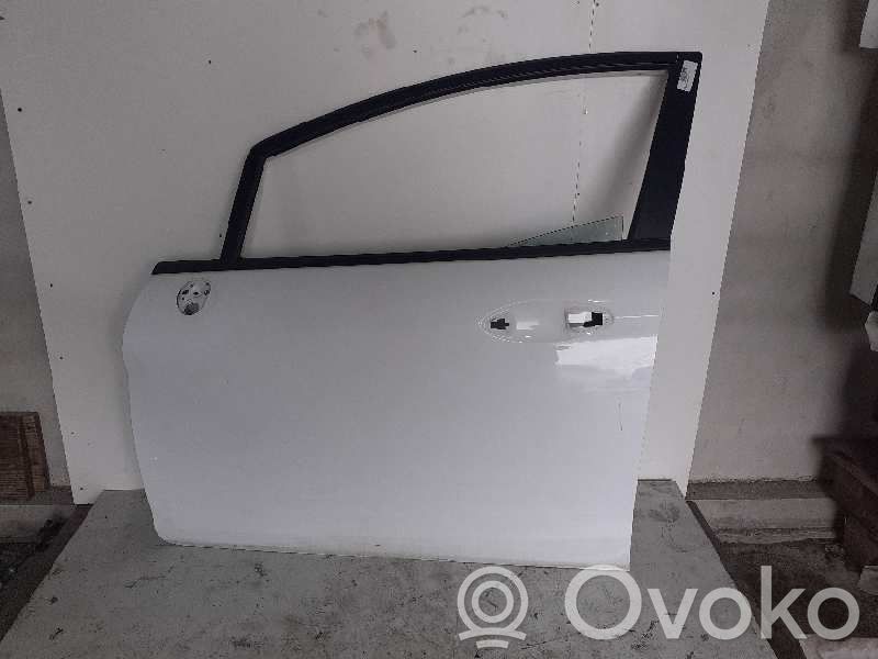 Ford Fiesta Puerta delantera 