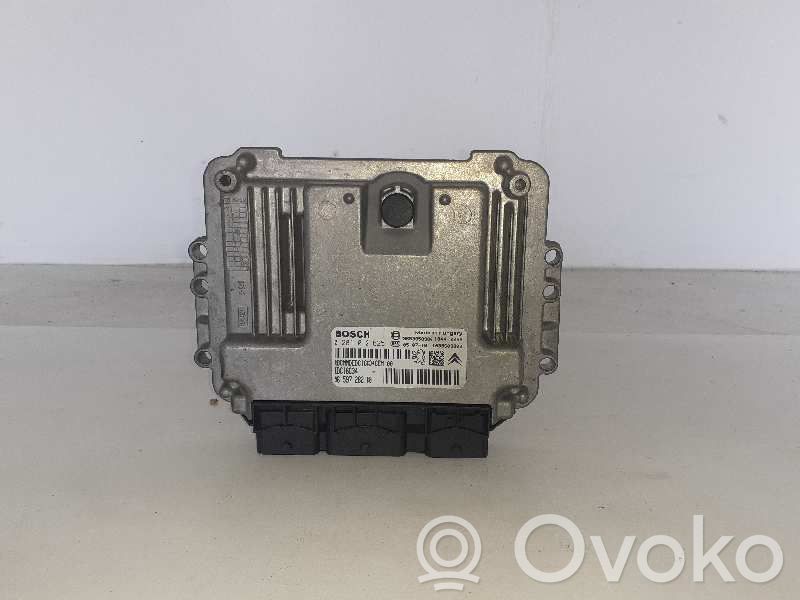 Peugeot 407 Engine control unit/module 