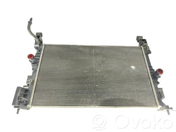Opel Corsa E Dzesēšanas šķidruma radiators 