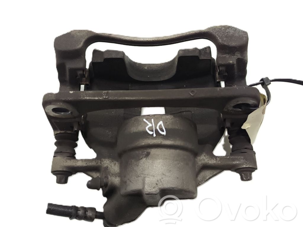 Peugeot 308 Zacisk hamulcowy przedni 