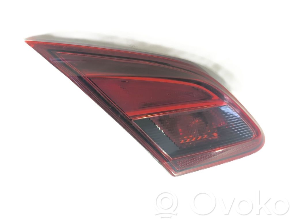 Opel Corsa E Headlight/headlamp bulb 