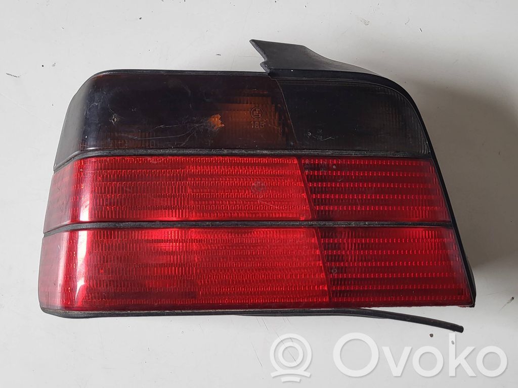BMW 3 E36 Galinis žibintas kėbule 