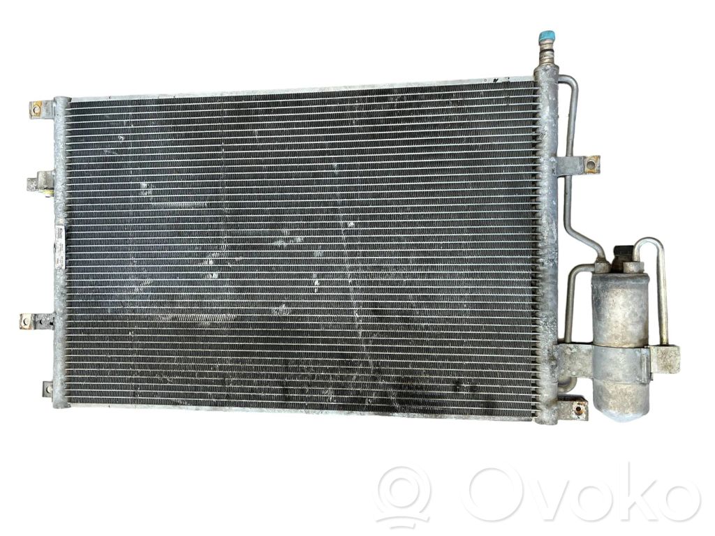 Volvo V70 Gaisa kondicioniera dzeses radiators 