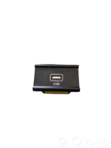 KIA Sportage Enchufe conector USB 