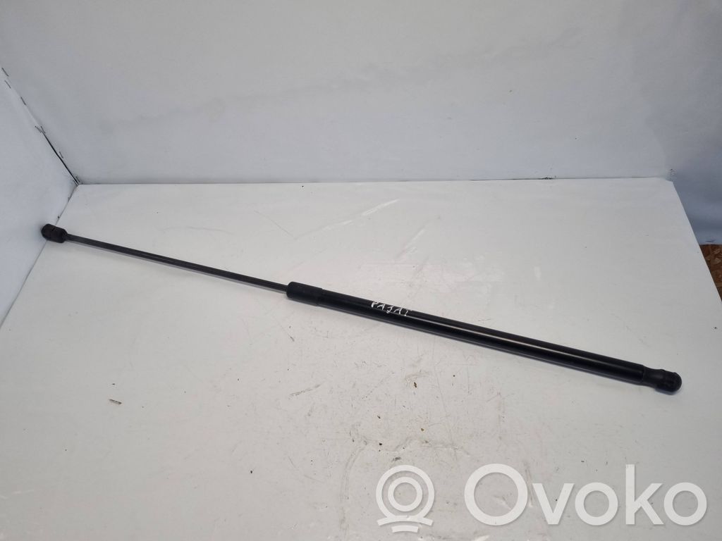 Volkswagen PASSAT B6 Siłownik maski przedniej 