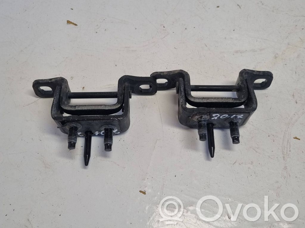 Volvo XC60 Tailgate/trunk/boot hinge 