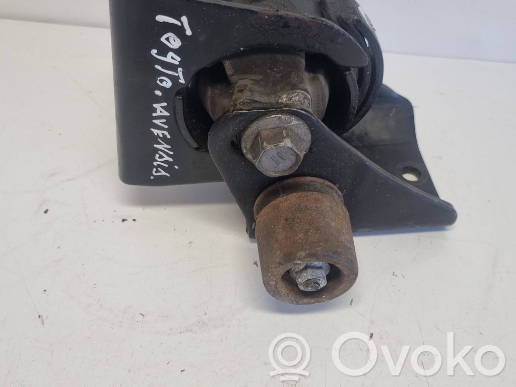 Toyota Avensis T250 Engine mount bracket 