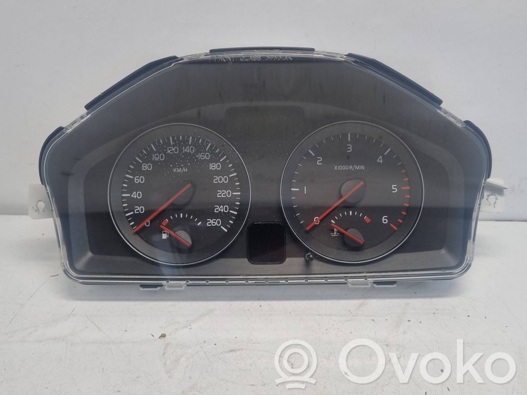 Volvo V50 Speedometer (instrument cluster) 