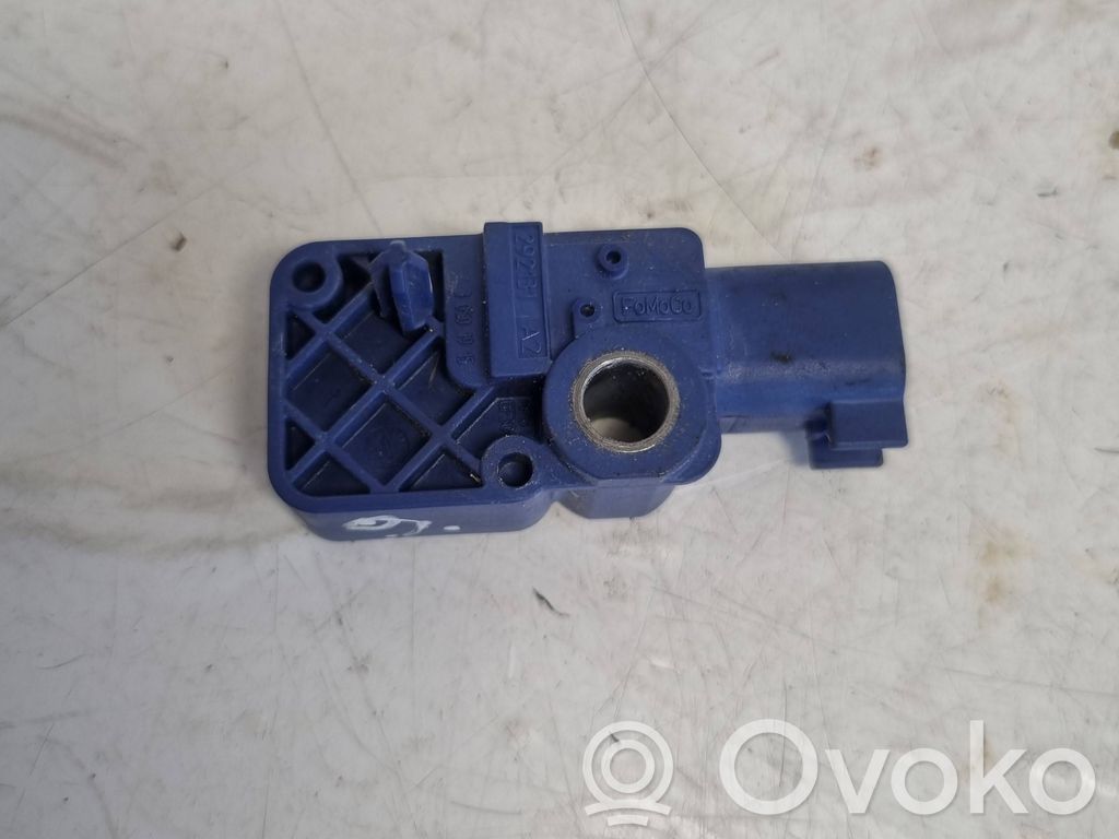 Volvo V50 Airbag deployment crash/impact sensor 