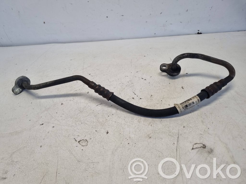 Volvo XC60 Ilmastointilaitteen putki (A/C) 