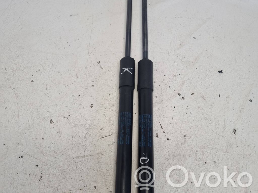 Skoda Superb B8 (3V) Amortizor capotă motor 