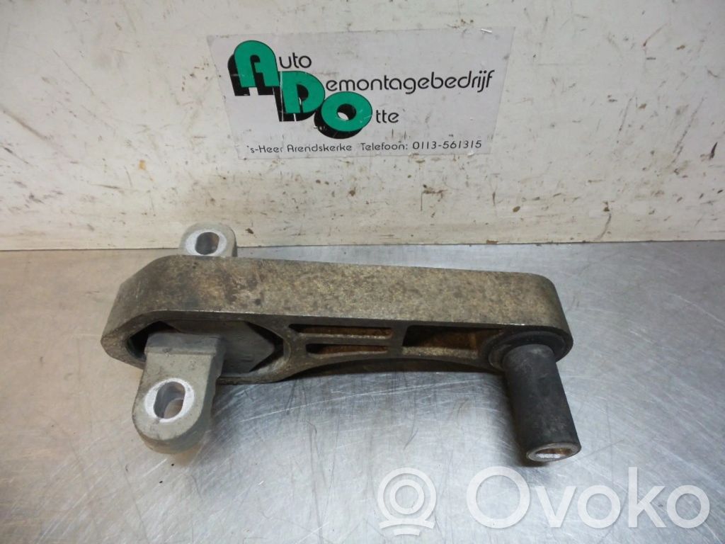 Citroen Nemo Engine mount bracket 