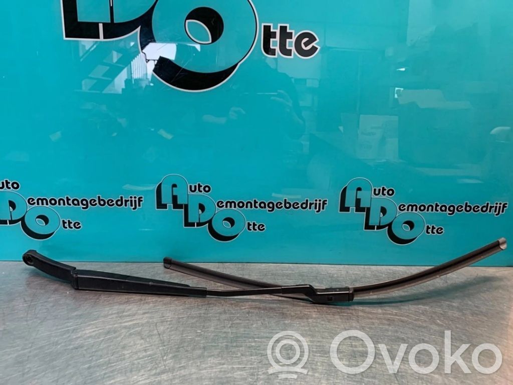 Opel Astra J Ramię wycieraczki szyby przedniej / czołowej 