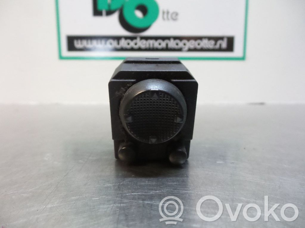 Volkswagen Golf III Interruptor del espejo lateral 