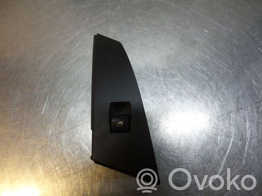 BMW 5 E60 E61 Electric window control switch 