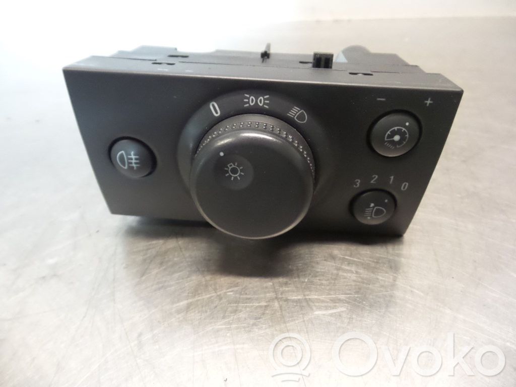 Opel Meriva A Interruptor de luz 