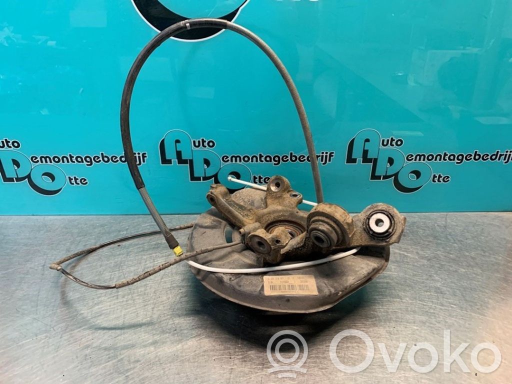BMW 1 E81 E87 Rear wheel hub spindle/knuckle 