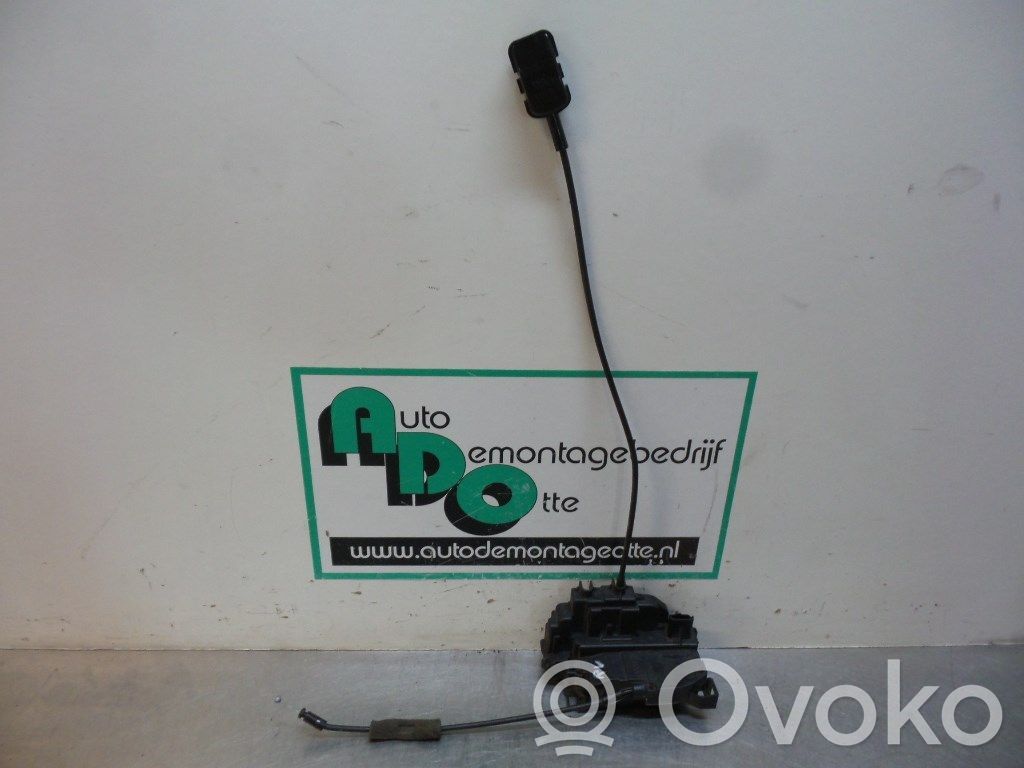 Línea de cable puerta delantera