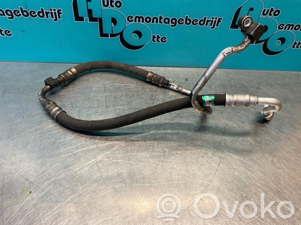 BMW 3 E90 E91 Ilmastointilaitteen putki (A/C) 