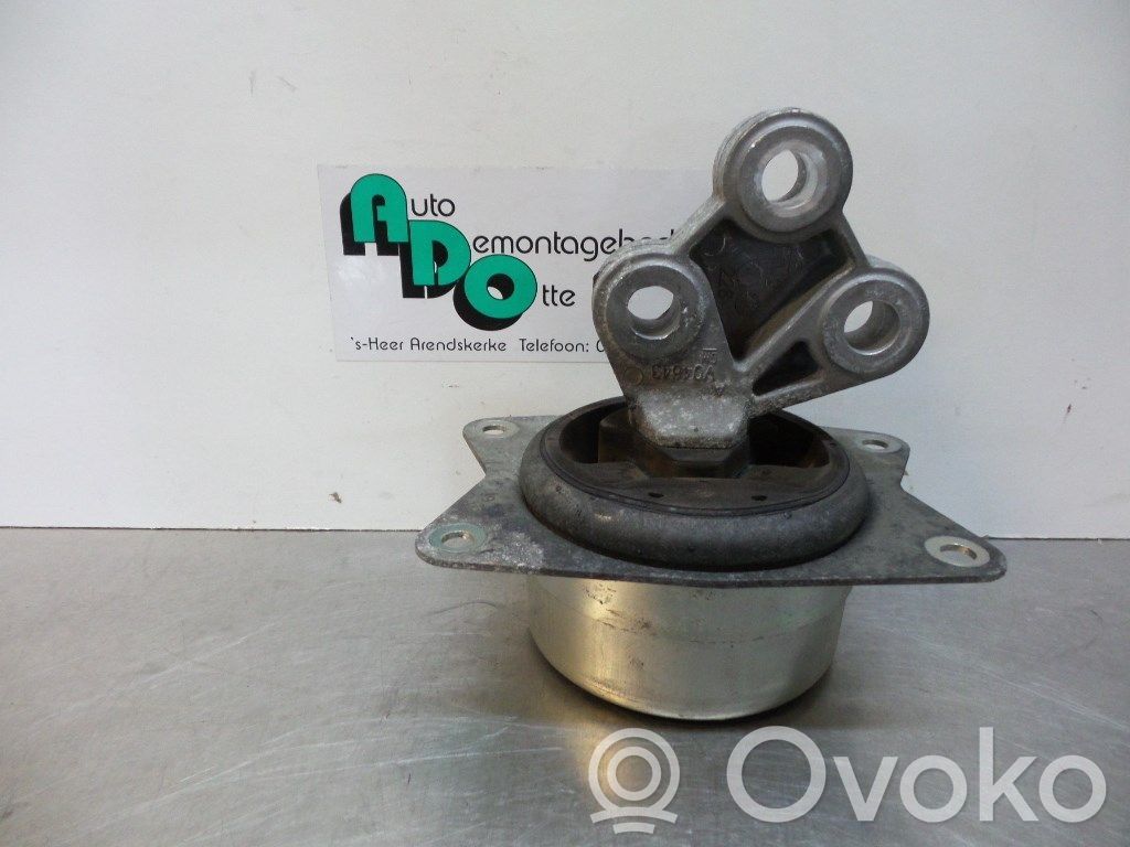 Opel Vectra C Gearbox mounting bracket 