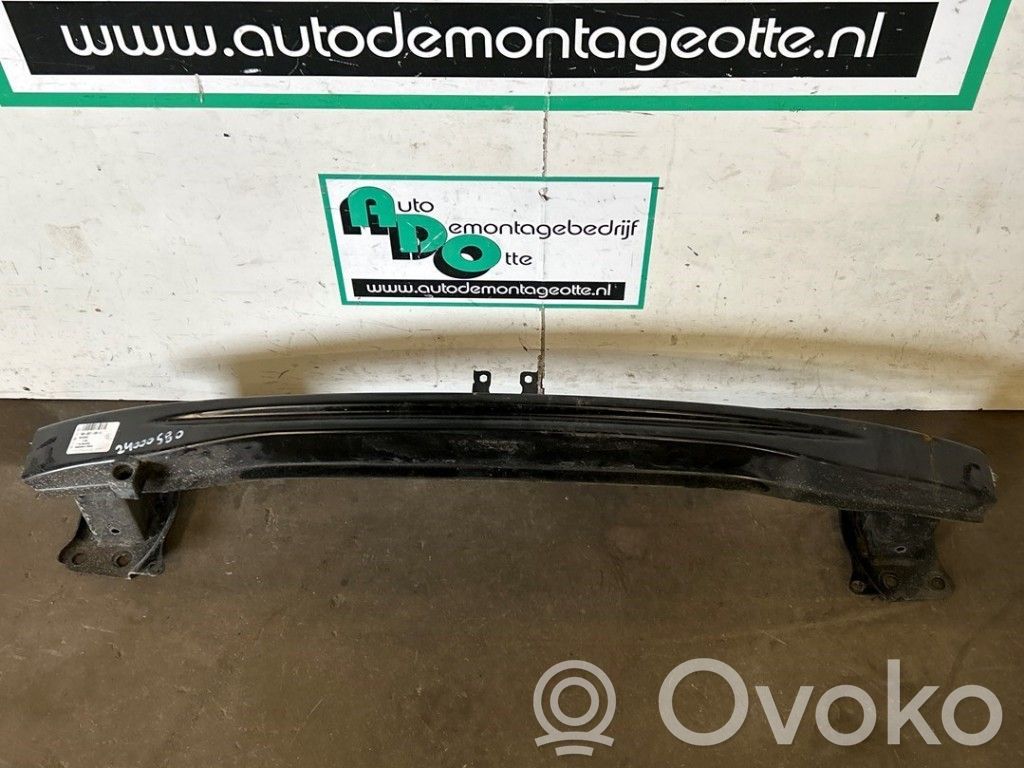 Volkswagen Golf V Poprzeczka zderzaka przedniego 