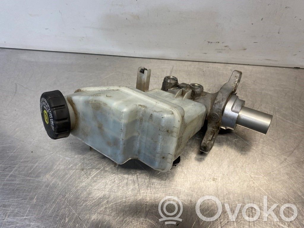 Opel Meriva B Pääjarrusylinteri 