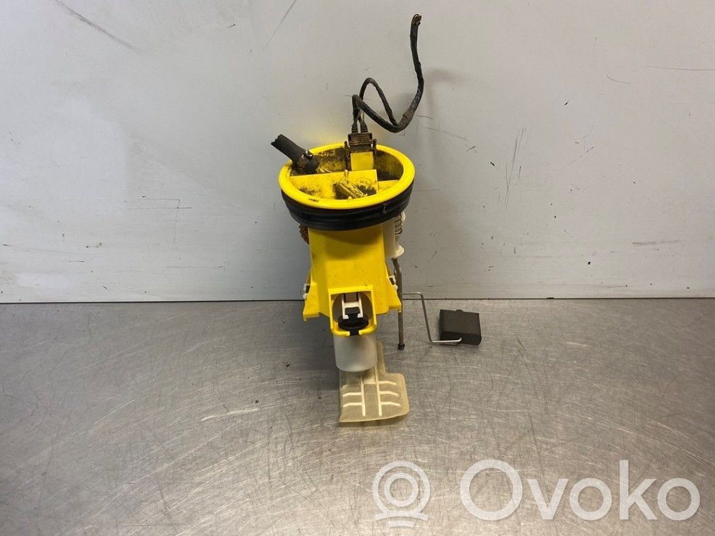 Polttoainesäiliön pumppu