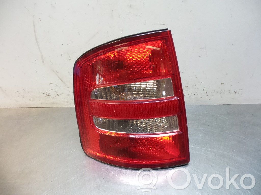Skoda Fabia Mk1 (6Y) Lampă spate în caroserie 