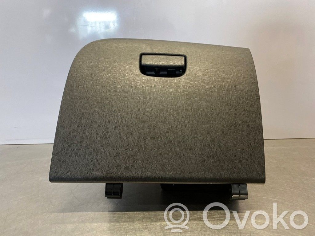 Mazda 2 Glove box 