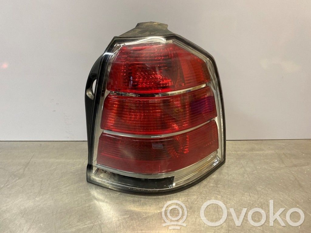 Opel Zafira B Lampa tylna 