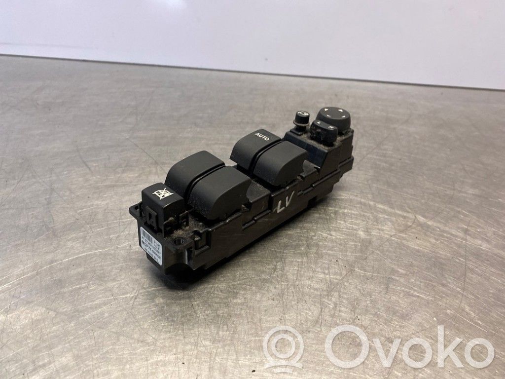 Mazda 2 Electric window control switch 
