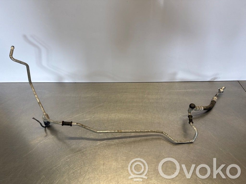 Renault Clio IV Ilmastointilaitteen putki (A/C) 