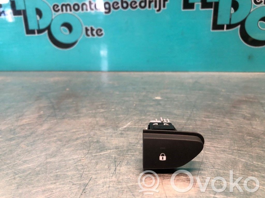 Renault Clio IV Buton comutator închidere centralizată 