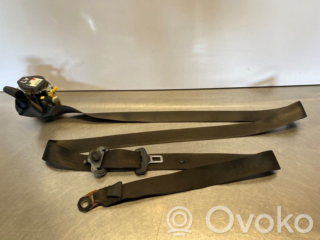 Mitsubishi Colt Cinturón delantero 