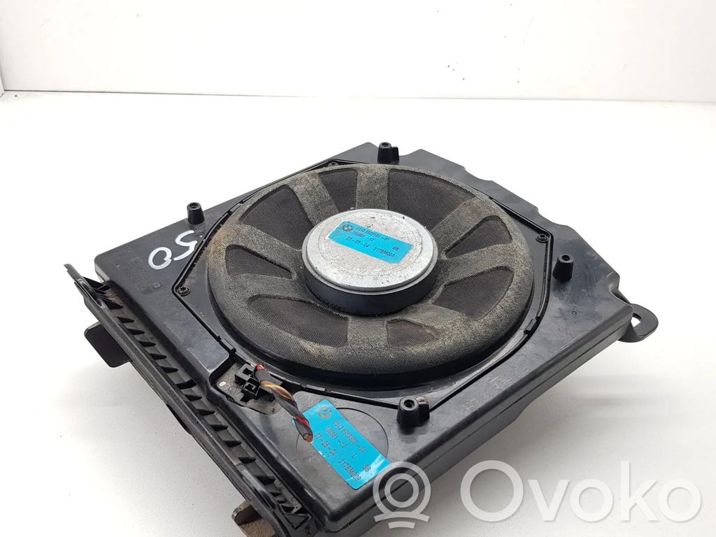 BMW 5 E60 E61 Enceinte subwoofer 