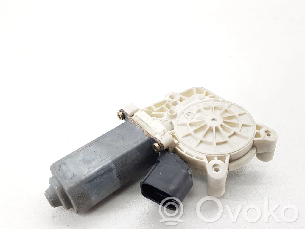 Front door window regulator motor   6922320