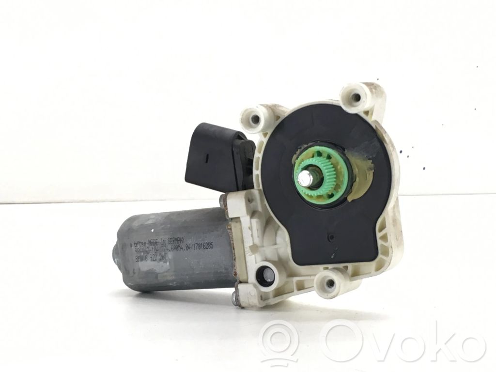 BMW 5 E60 E61 Front door window regulator motor 