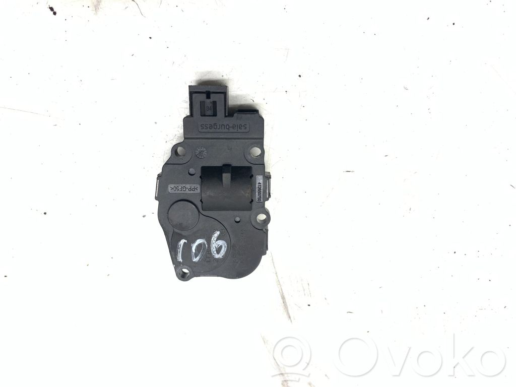 Audi A4 S4 B8 8K Silniczek nagrzewnicy 