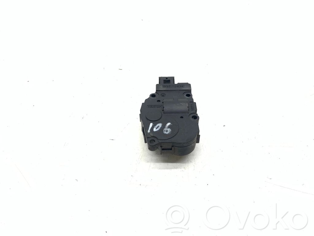 Audi A4 S4 B8 8K Silniczek nagrzewnicy 